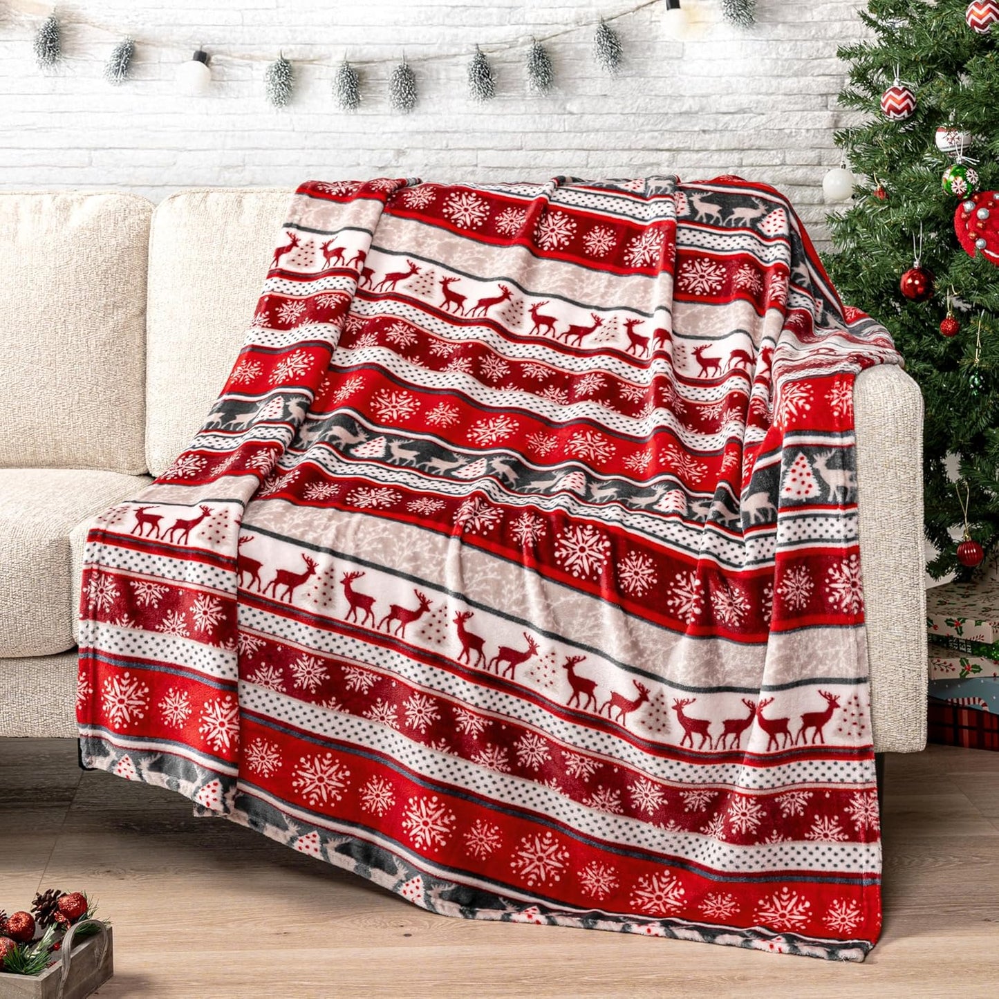 PAVILIA Christmas Throw Blanket | Red Christmas Holiday Fleece Blanket | Soft, Plush, Warm Winter Cabin Throw, 50X60 (Red Christmas)