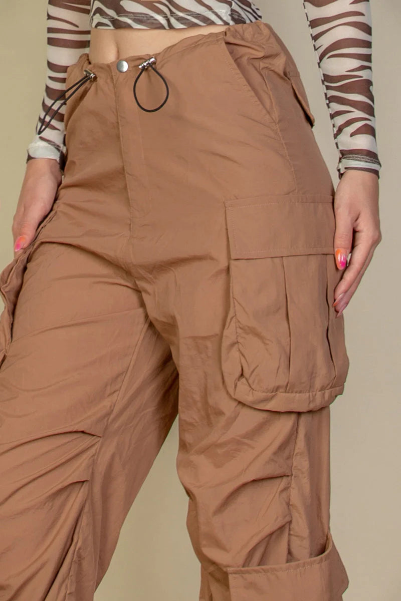 Flap Pockets Drawstring Ruched Parachute Pants (CAPELLA)